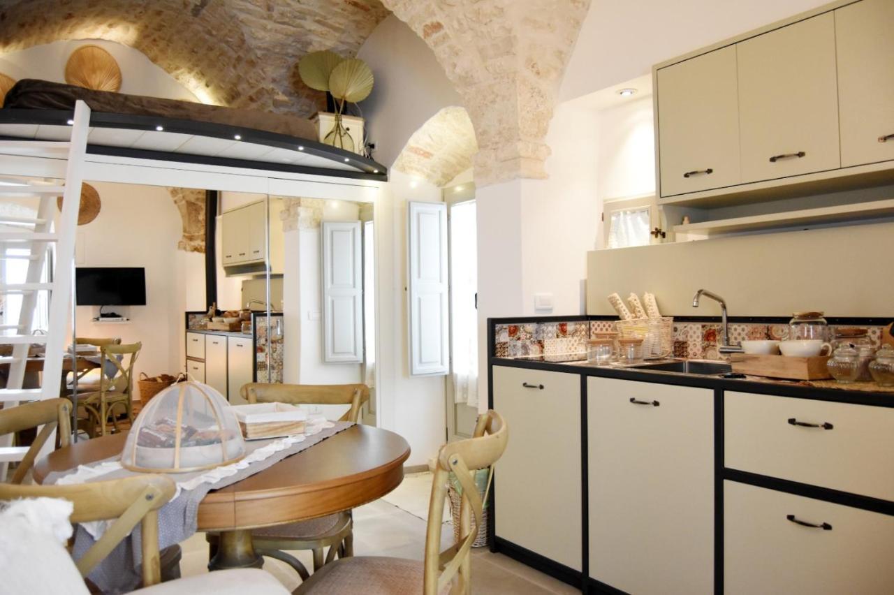 Hotel Alcova Cellini Bell'Italia Cisternino Esterno foto