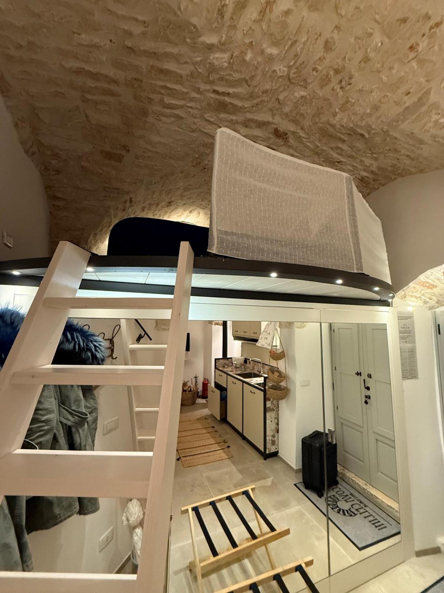 Hotel Alcova Cellini Bell'Italia Cisternino Esterno foto